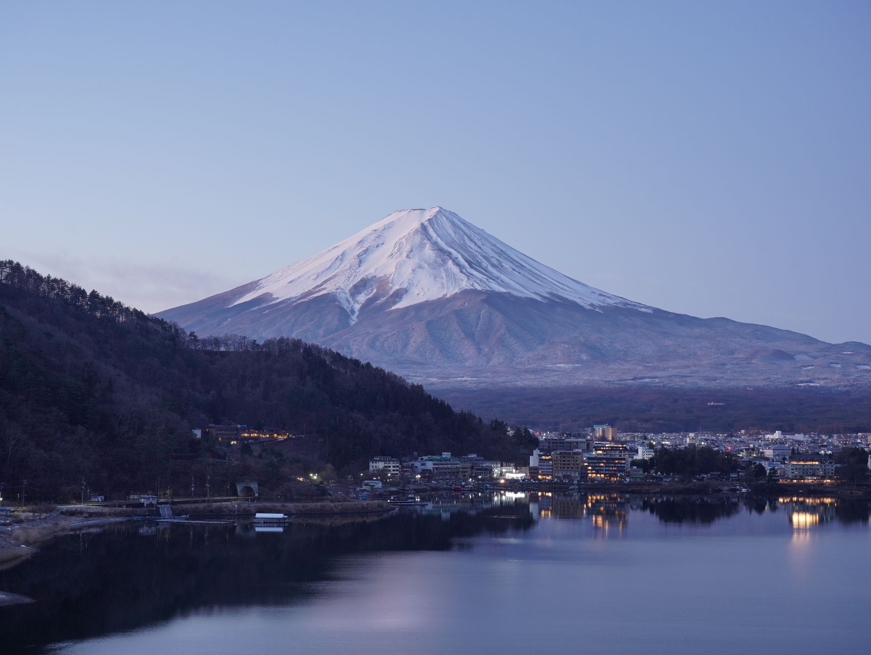 日本の優雅な風景と旅情